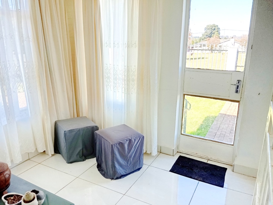 To Let 4 Bedroom Property for Rent in Discovery Gauteng