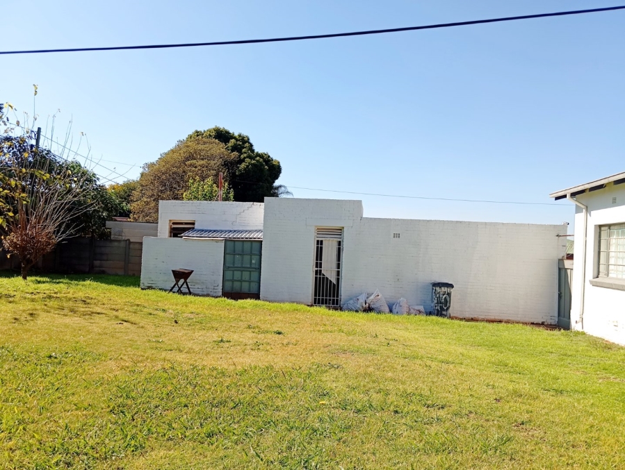 To Let 4 Bedroom Property for Rent in Discovery Gauteng