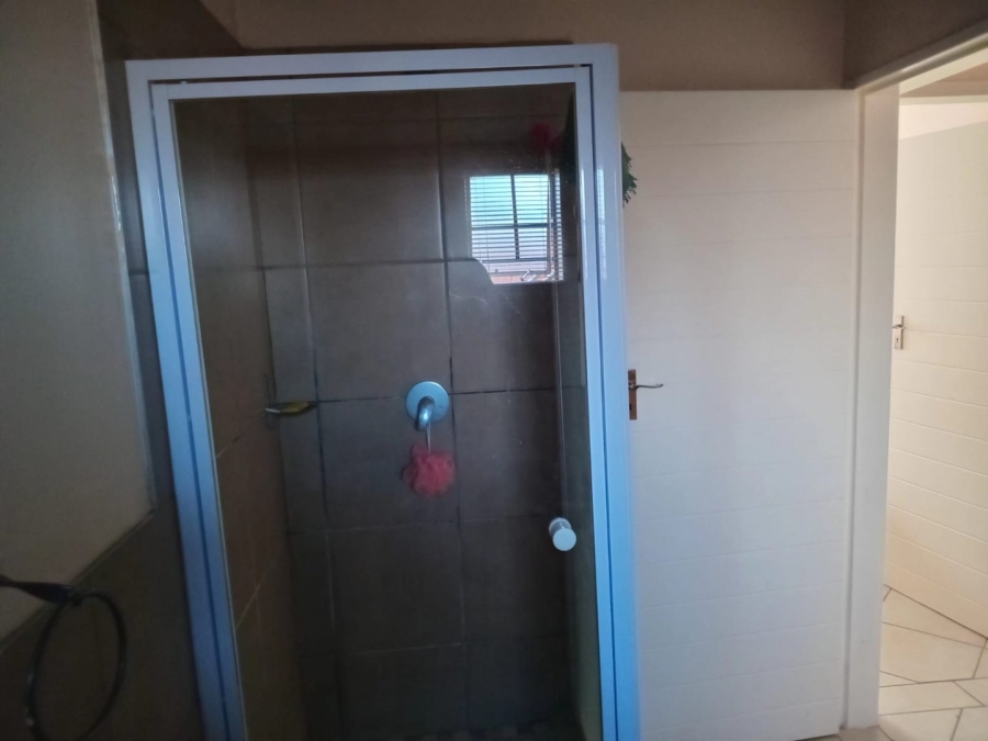 2 Bedroom Property for Sale in Crescent Wood Country Estate Gauteng