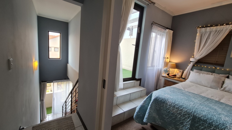 1 Bedroom Property for Sale in Paulshof Gauteng