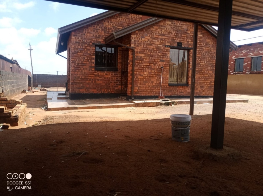 3 Bedroom Property for Sale in Mohlakeng Gauteng