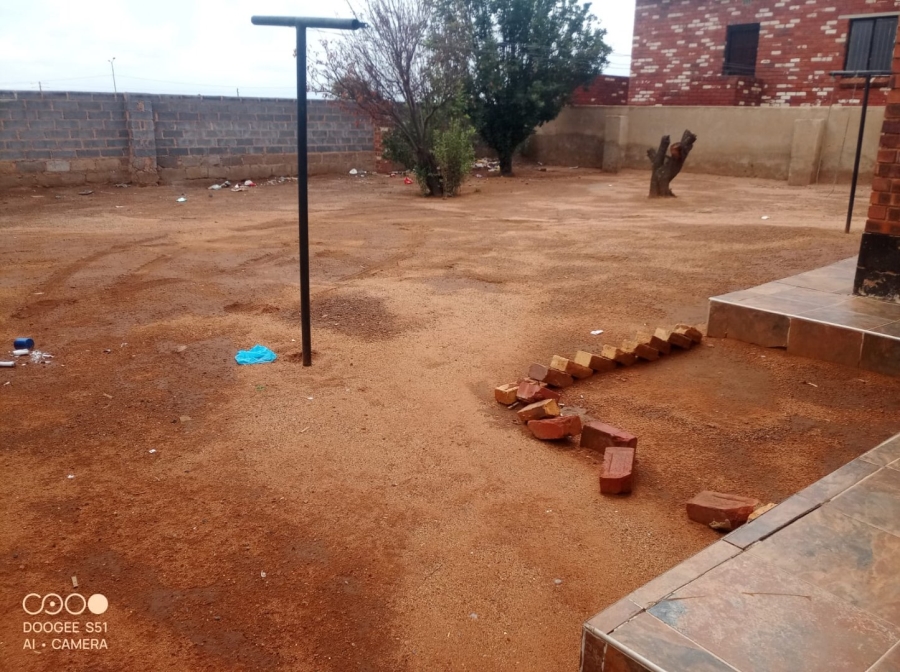 3 Bedroom Property for Sale in Mohlakeng Gauteng
