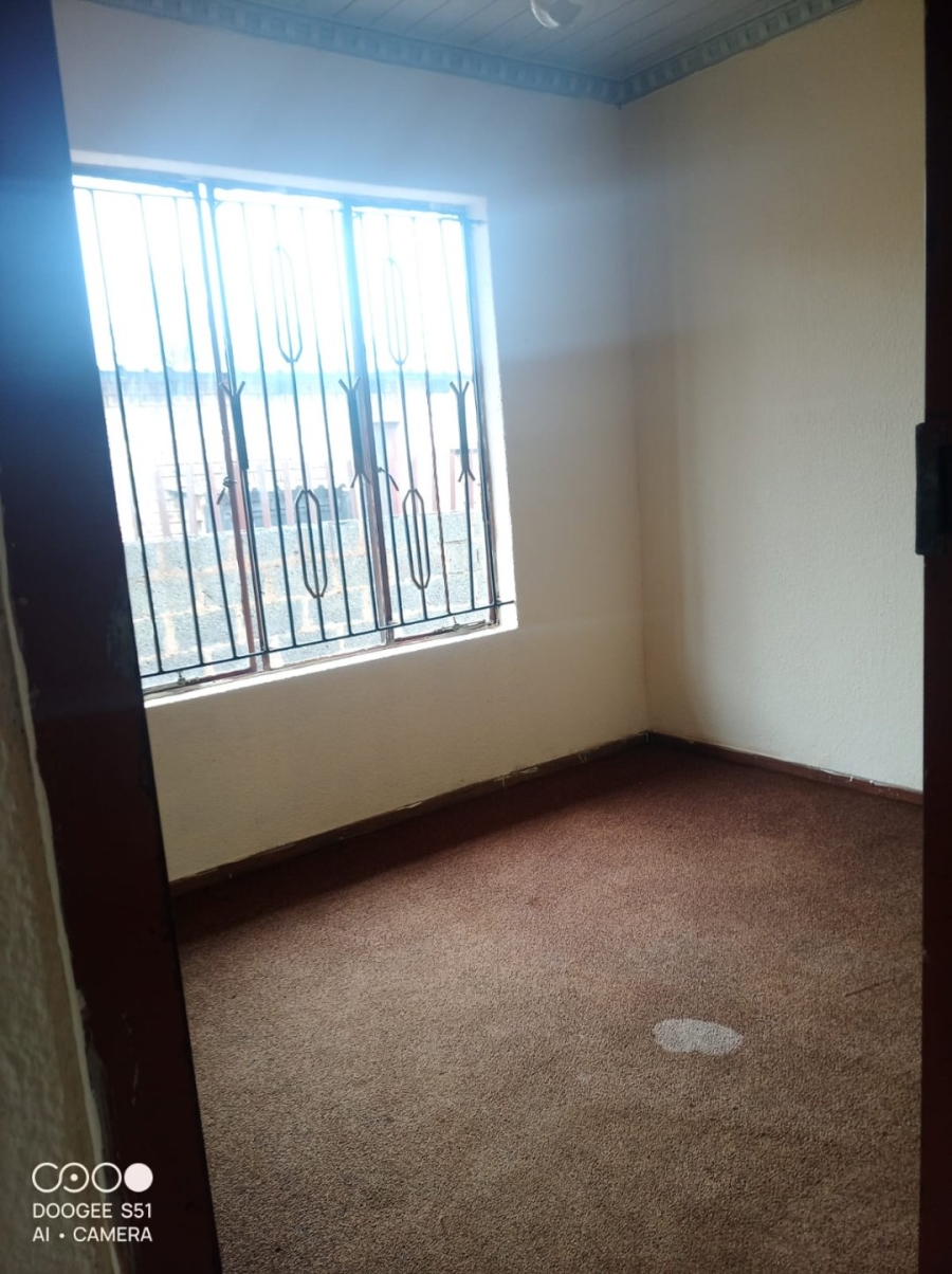 3 Bedroom Property for Sale in Mohlakeng Gauteng