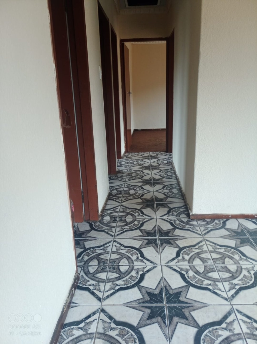 3 Bedroom Property for Sale in Mohlakeng Gauteng