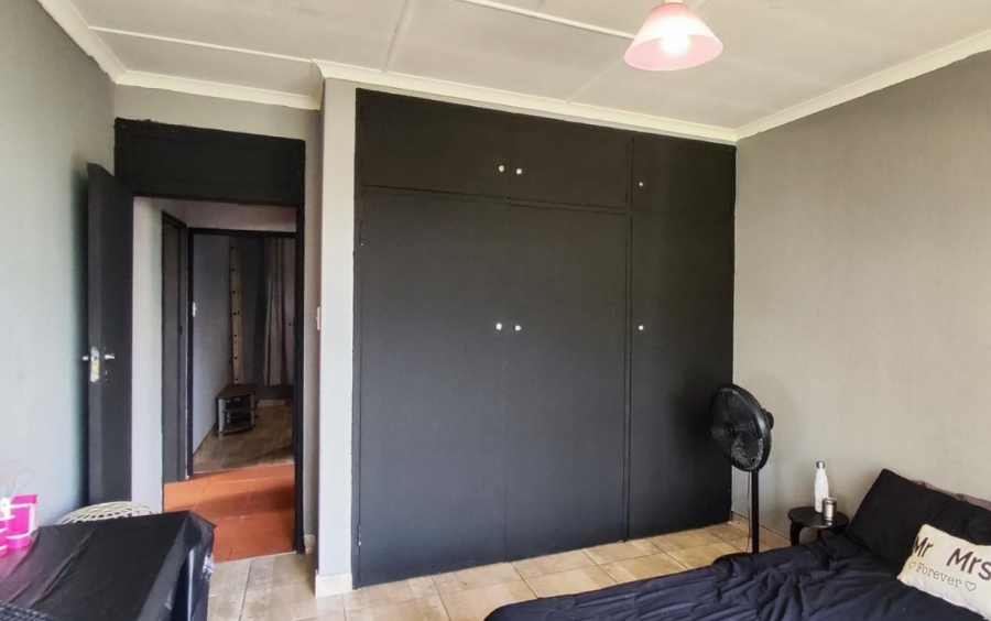2 Bedroom Property for Sale in Ravensklip Gauteng