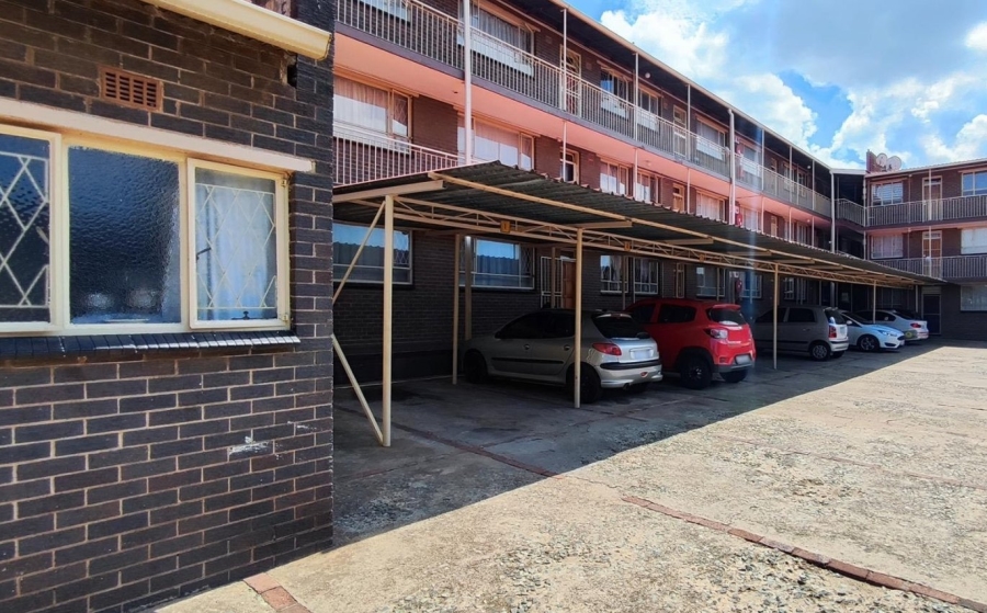 2 Bedroom Property for Sale in Ravensklip Gauteng