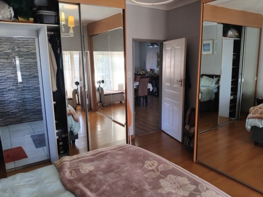 4 Bedroom Property for Sale in Primrose Hill Gauteng