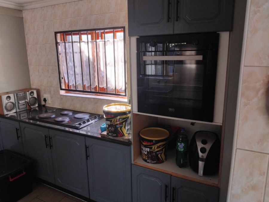 4 Bedroom Property for Sale in Primrose Hill Gauteng