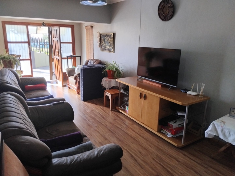 4 Bedroom Property for Sale in Primrose Hill Gauteng
