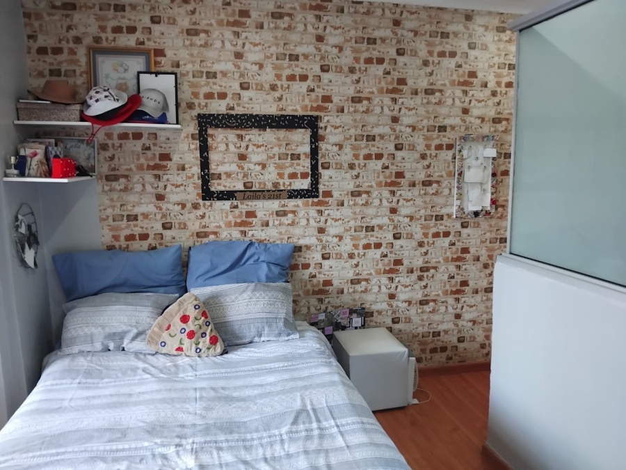 4 Bedroom Property for Sale in Primrose Hill Gauteng