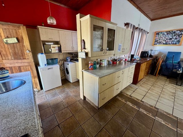 4 Bedroom Property for Sale in Farrarmere Gauteng