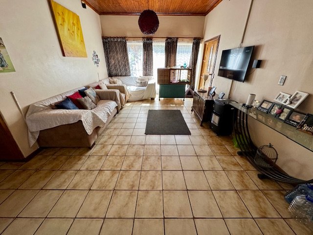 4 Bedroom Property for Sale in Farrarmere Gauteng