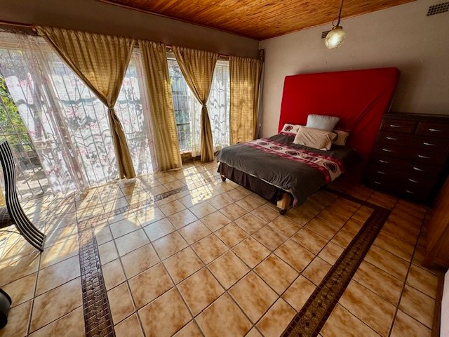 4 Bedroom Property for Sale in Farrarmere Gauteng