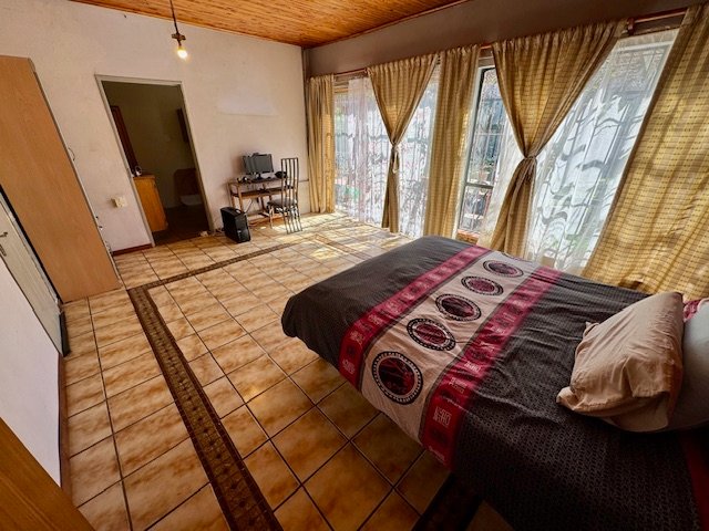 4 Bedroom Property for Sale in Farrarmere Gauteng