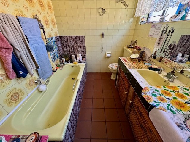 4 Bedroom Property for Sale in Farrarmere Gauteng