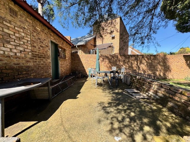 4 Bedroom Property for Sale in Farrarmere Gauteng