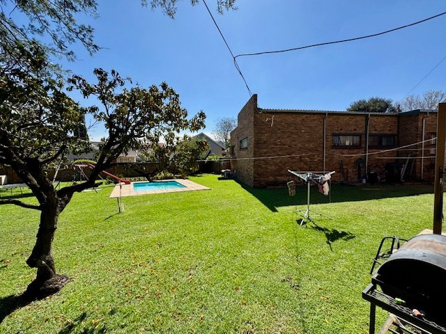 4 Bedroom Property for Sale in Farrarmere Gauteng
