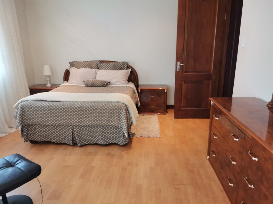 5 Bedroom Property for Sale in Zambezi Country Estate Gauteng