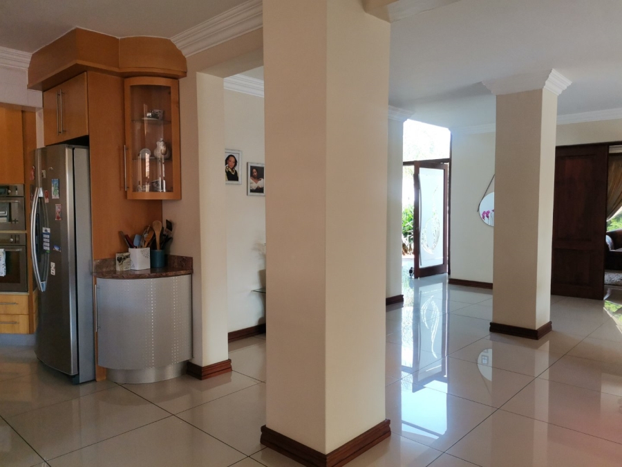 5 Bedroom Property for Sale in Zambezi Country Estate Gauteng