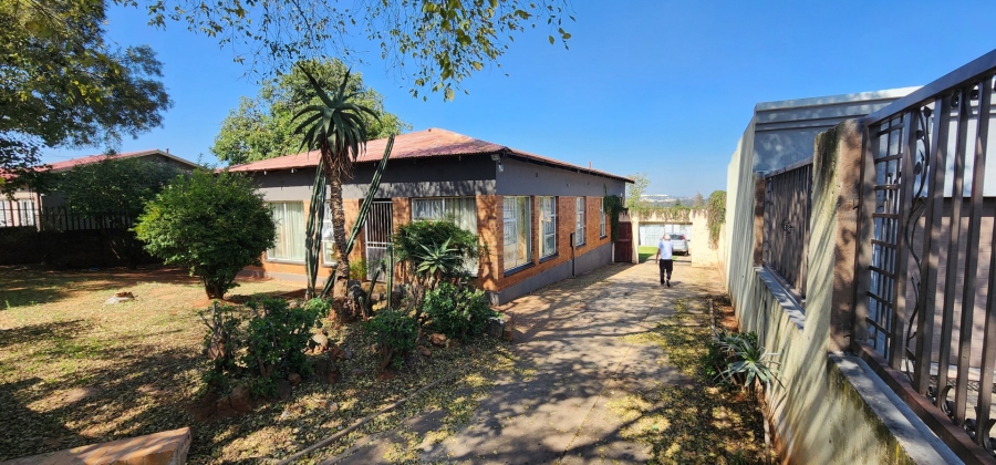 3 Bedroom Property for Sale in Florida Gauteng