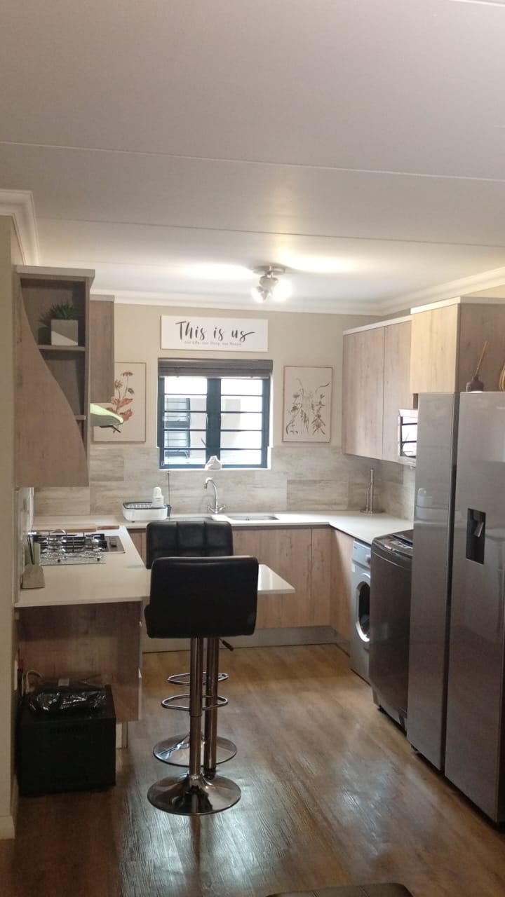 2 Bedroom Property for Sale in Kameeldrift East Gauteng