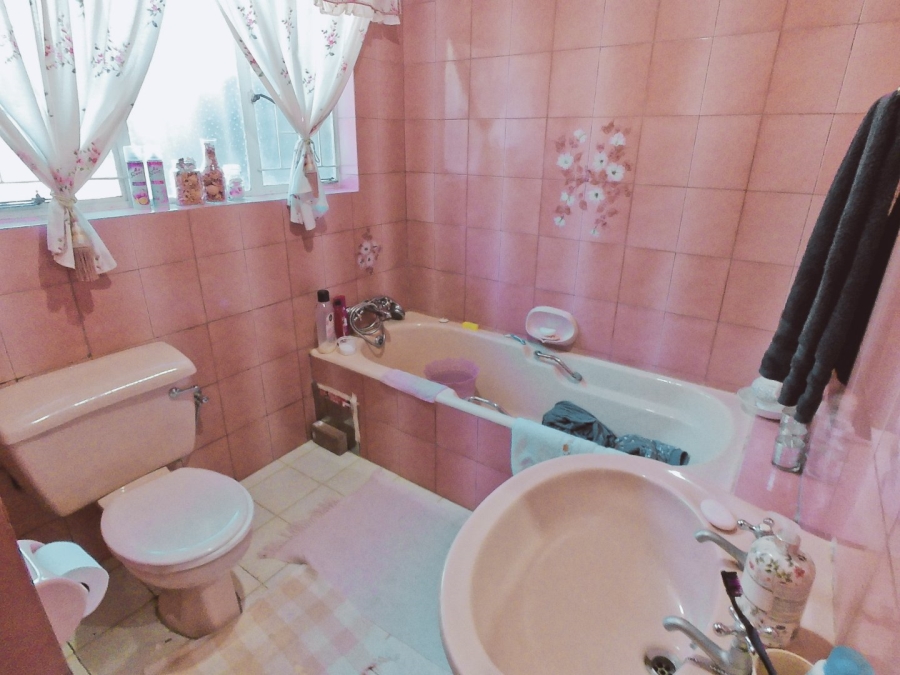 3 Bedroom Property for Sale in Theresa Park Gauteng