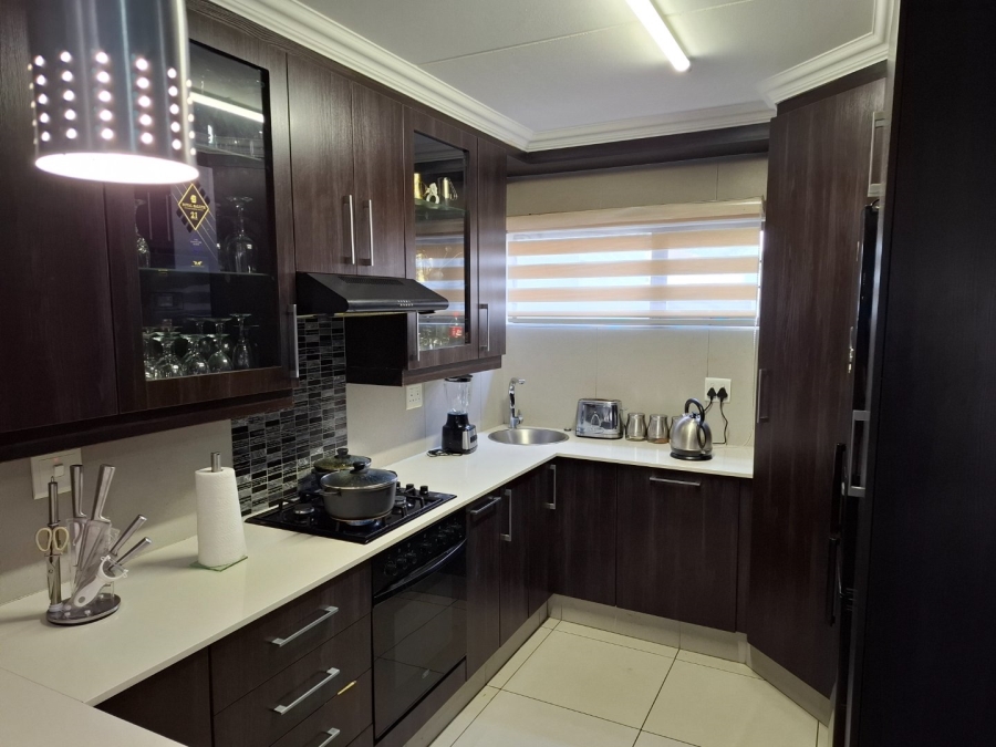 3 Bedroom Property for Sale in Glen Marais Gauteng