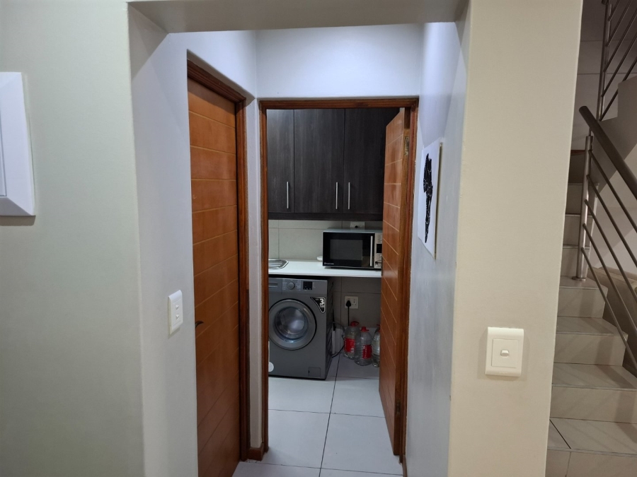3 Bedroom Property for Sale in Glen Marais Gauteng