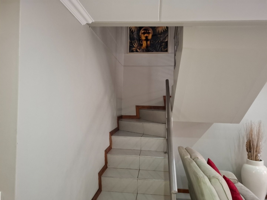 3 Bedroom Property for Sale in Glen Marais Gauteng