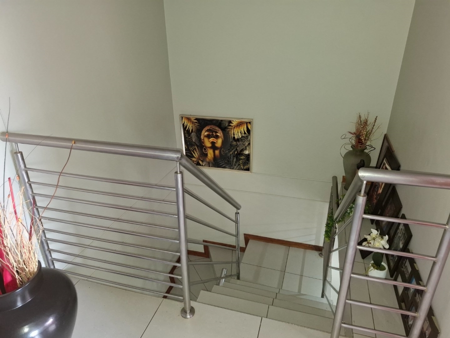 3 Bedroom Property for Sale in Glen Marais Gauteng
