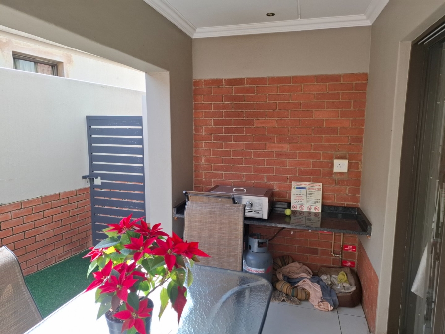 3 Bedroom Property for Sale in Glen Marais Gauteng