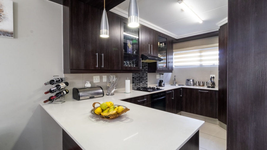 3 Bedroom Property for Sale in Glen Marais Gauteng