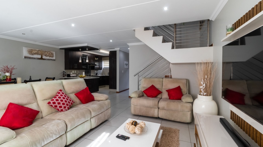 3 Bedroom Property for Sale in Glen Marais Gauteng