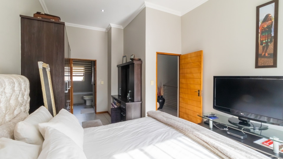3 Bedroom Property for Sale in Glen Marais Gauteng