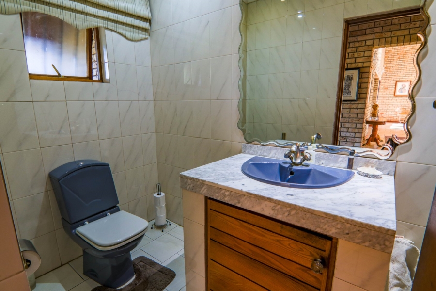 3 Bedroom Property for Sale in Randjesfontein A H Gauteng