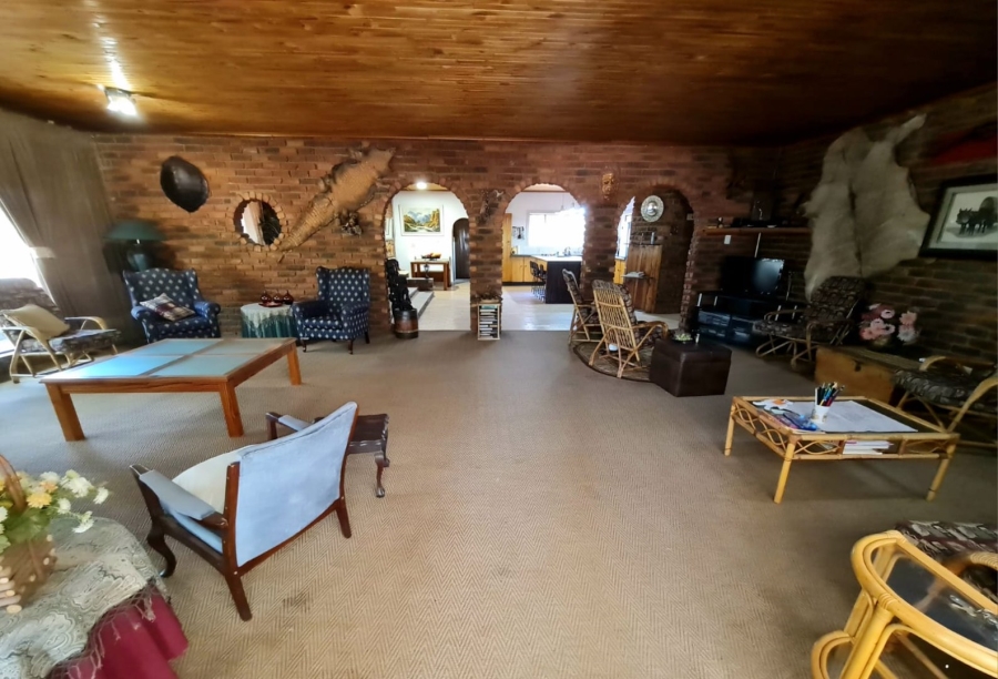 4 Bedroom Property for Sale in Grootvaly AH Gauteng
