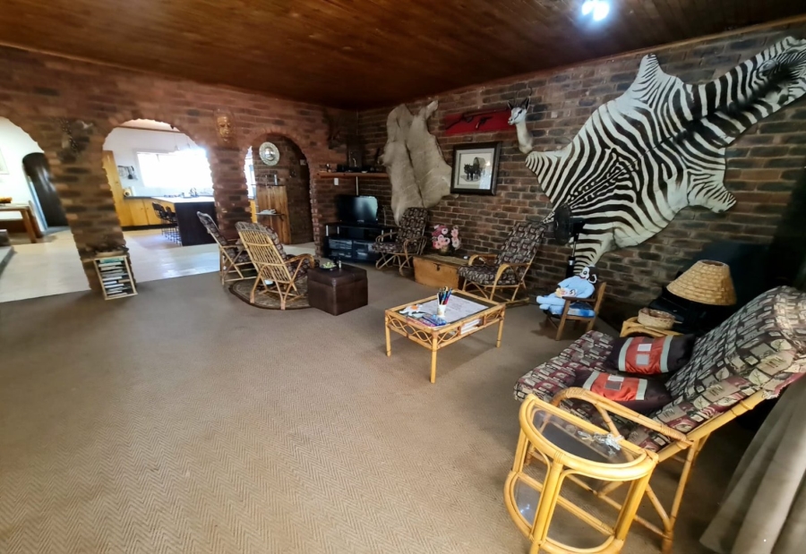 4 Bedroom Property for Sale in Grootvaly AH Gauteng