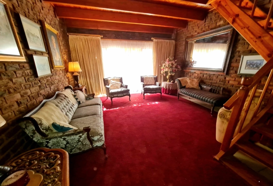 4 Bedroom Property for Sale in Grootvaly AH Gauteng