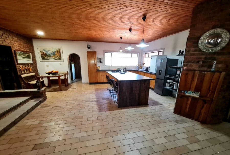 4 Bedroom Property for Sale in Grootvaly AH Gauteng