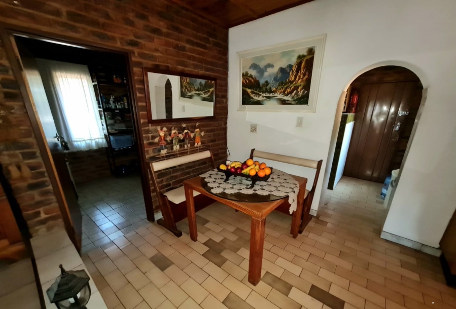 4 Bedroom Property for Sale in Grootvaly AH Gauteng