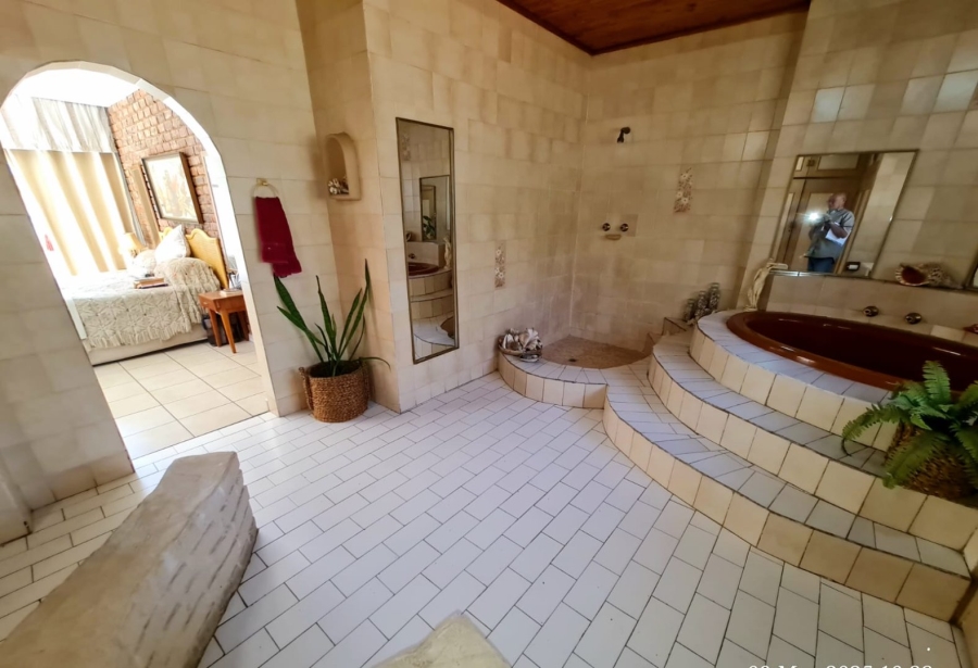 4 Bedroom Property for Sale in Grootvaly AH Gauteng
