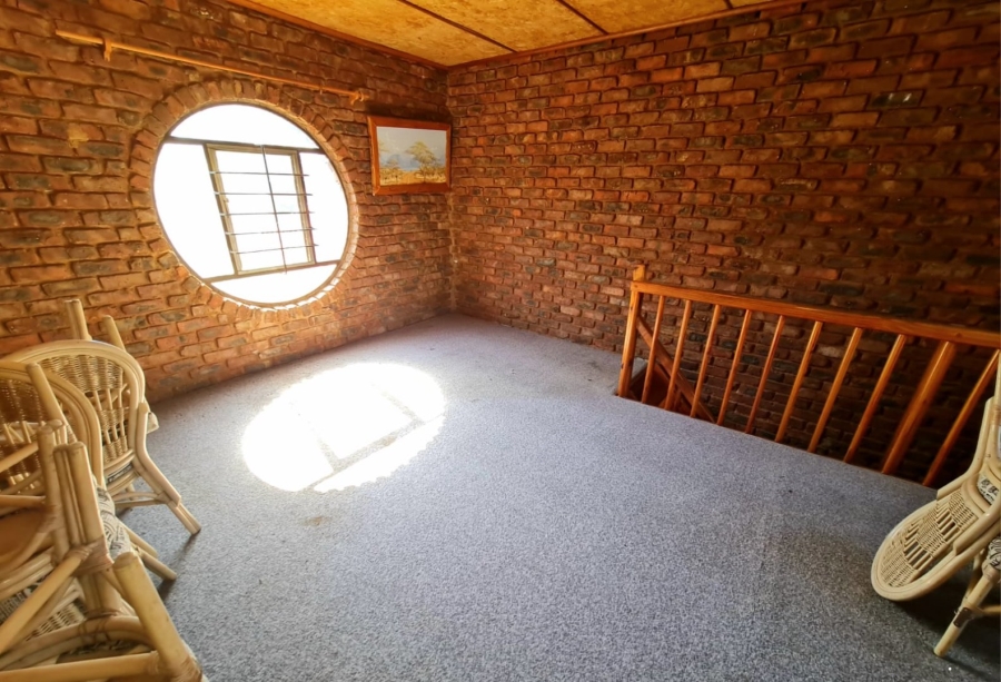 4 Bedroom Property for Sale in Grootvaly AH Gauteng