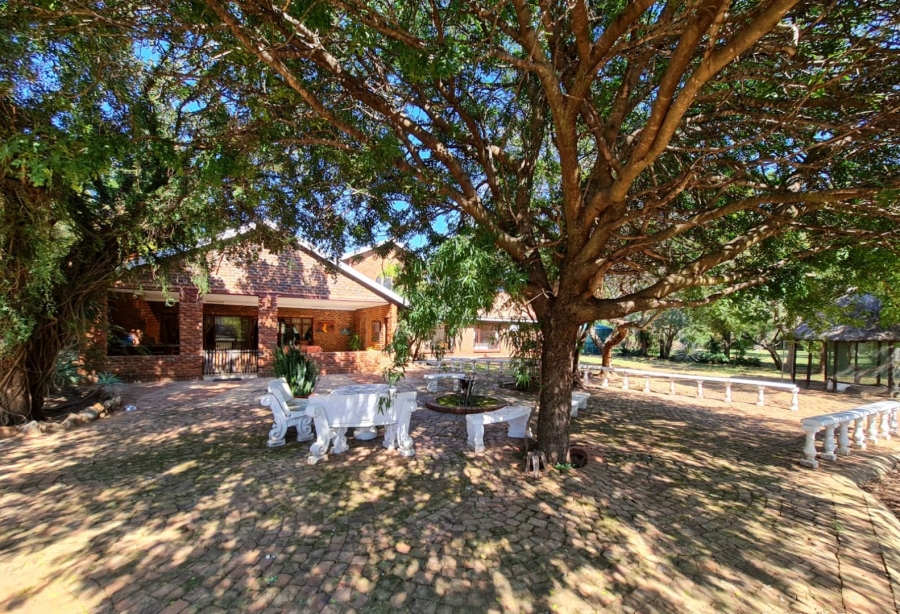 4 Bedroom Property for Sale in Grootvaly AH Gauteng