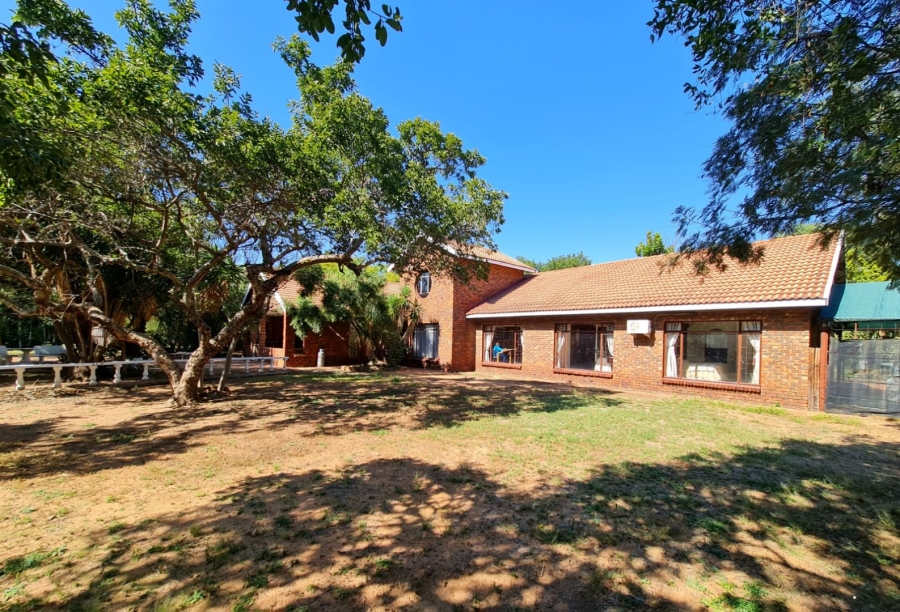 4 Bedroom Property for Sale in Grootvaly AH Gauteng