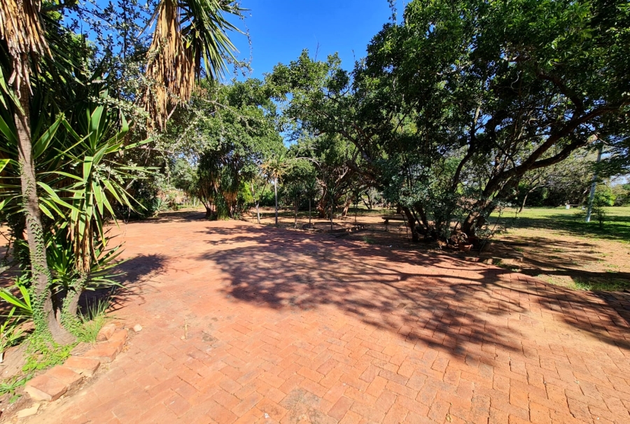 4 Bedroom Property for Sale in Grootvaly AH Gauteng