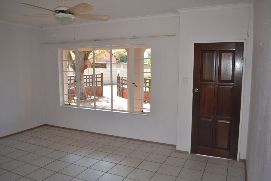 3 Bedroom Property for Sale in Hesteapark Gauteng