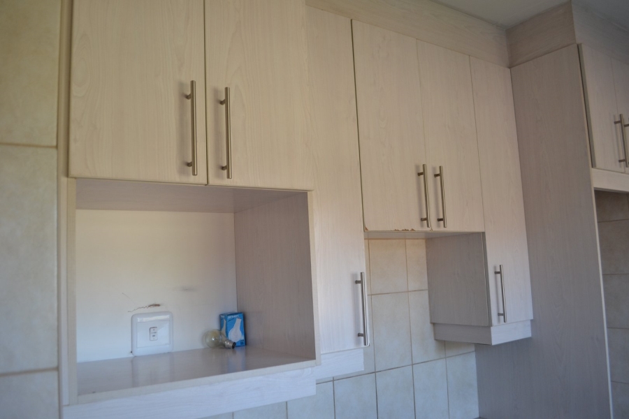 3 Bedroom Property for Sale in Hesteapark Gauteng