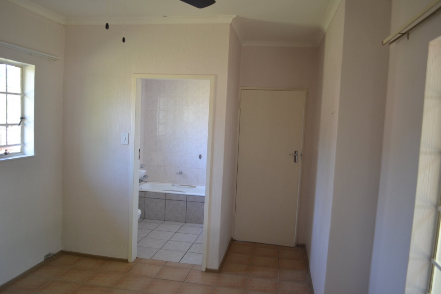 3 Bedroom Property for Sale in Hesteapark Gauteng