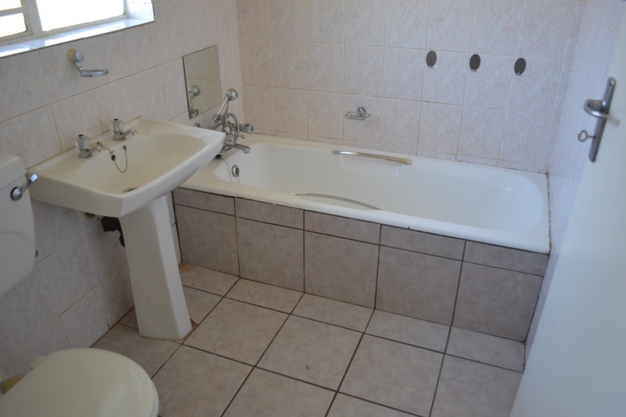 3 Bedroom Property for Sale in Hesteapark Gauteng