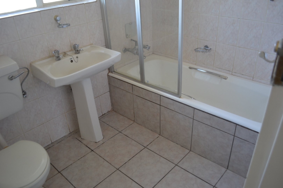 3 Bedroom Property for Sale in Hesteapark Gauteng